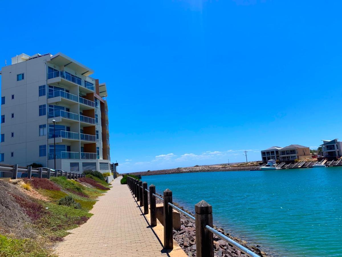 Wallaroo Marina Luxury Apartment Екстериор снимка