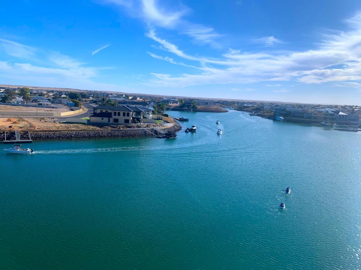 Wallaroo Marina Luxury Apartment Екстериор снимка