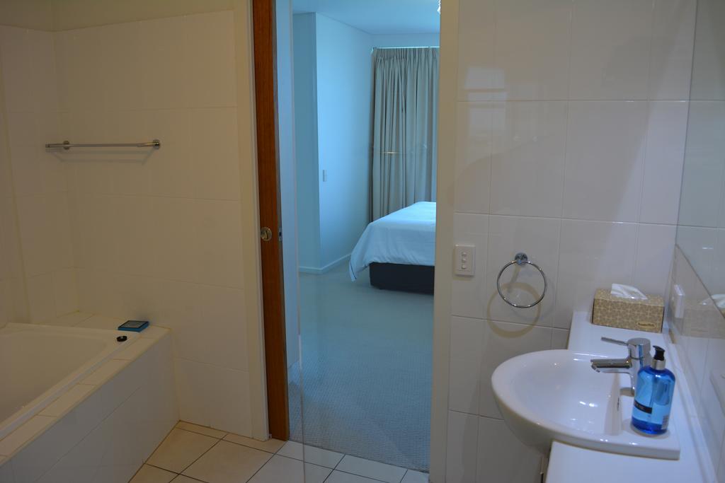 Wallaroo Marina Luxury Apartment Екстериор снимка